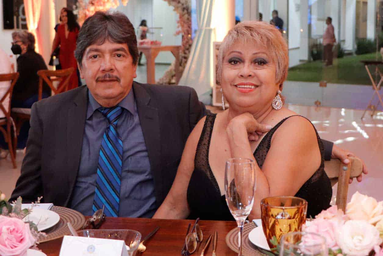 Rene´ y Rosario
