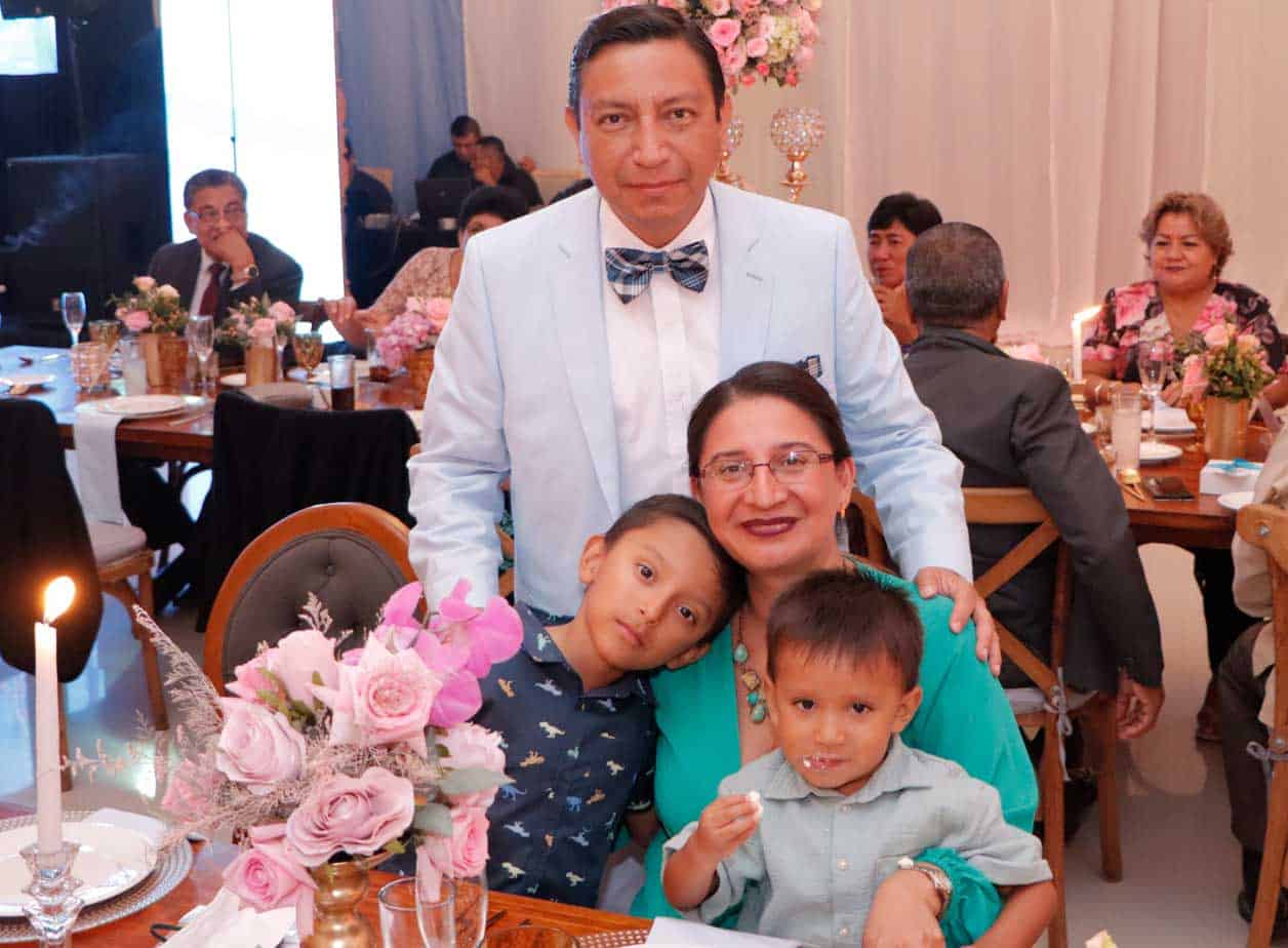 Linda familia