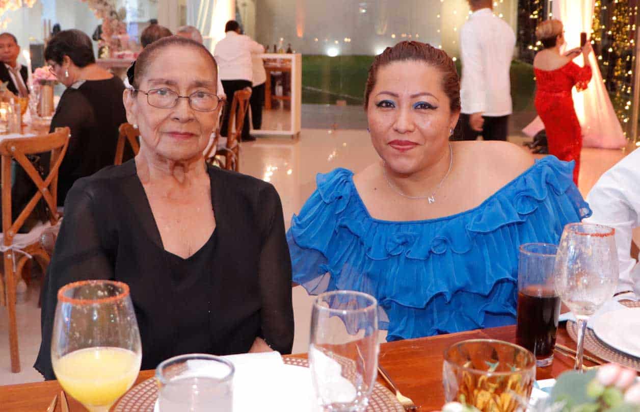 Esperanza y Roxana