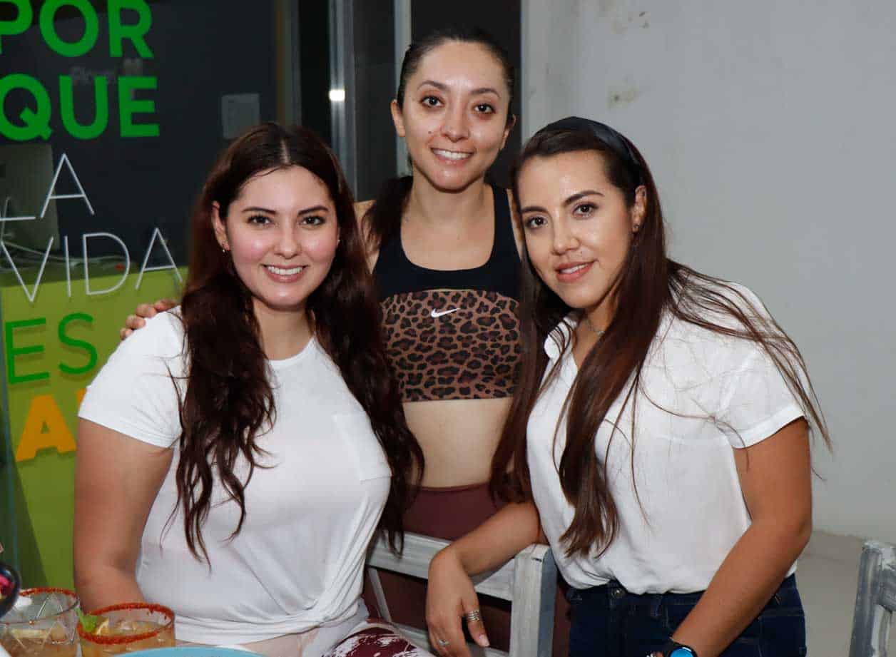Montse, Maggy y Paulina