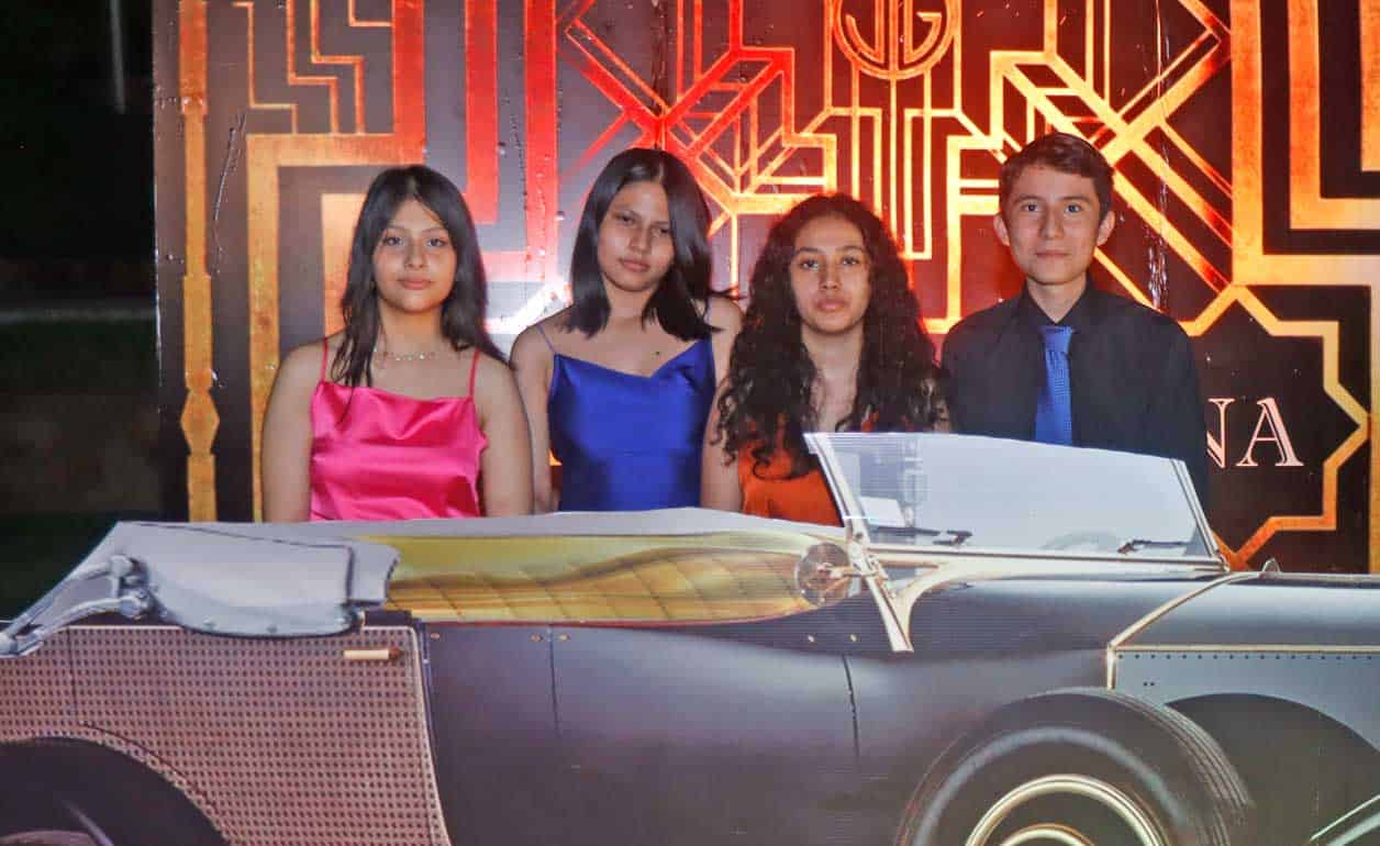 Camila, Isis, Paulina y Carlos