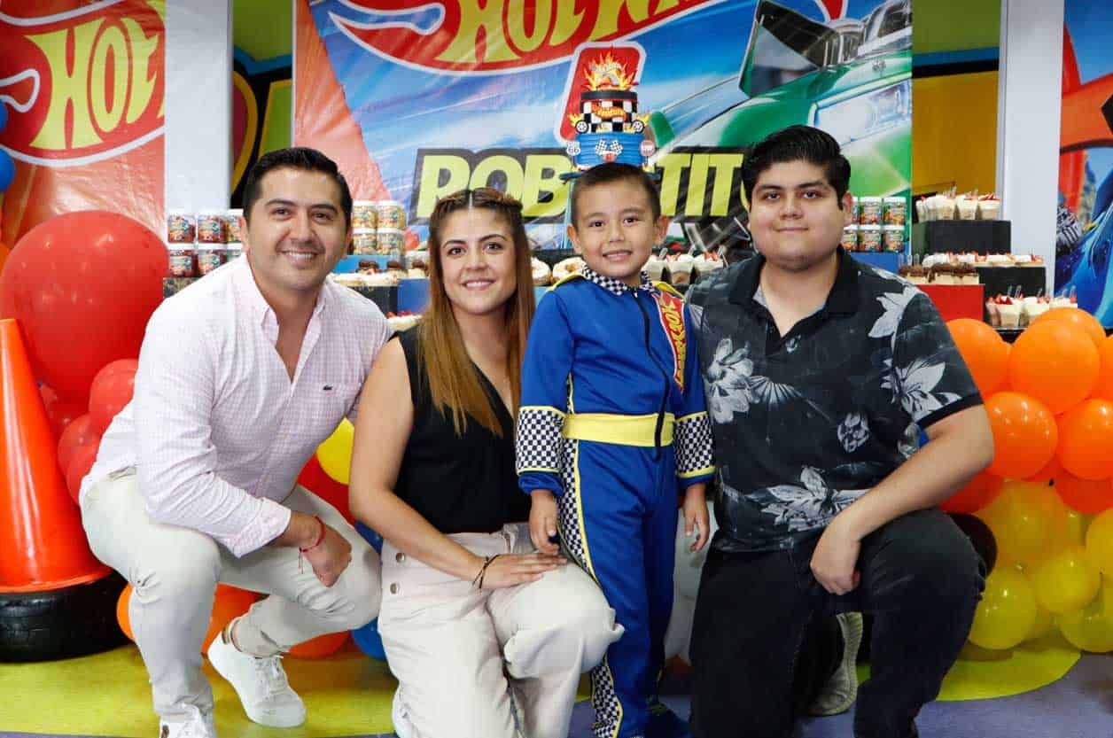 Con su linda familia