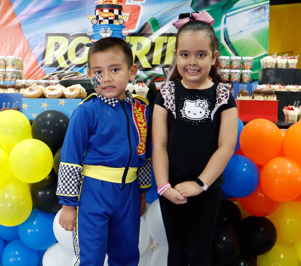 Con su amiguita Frida Valeria