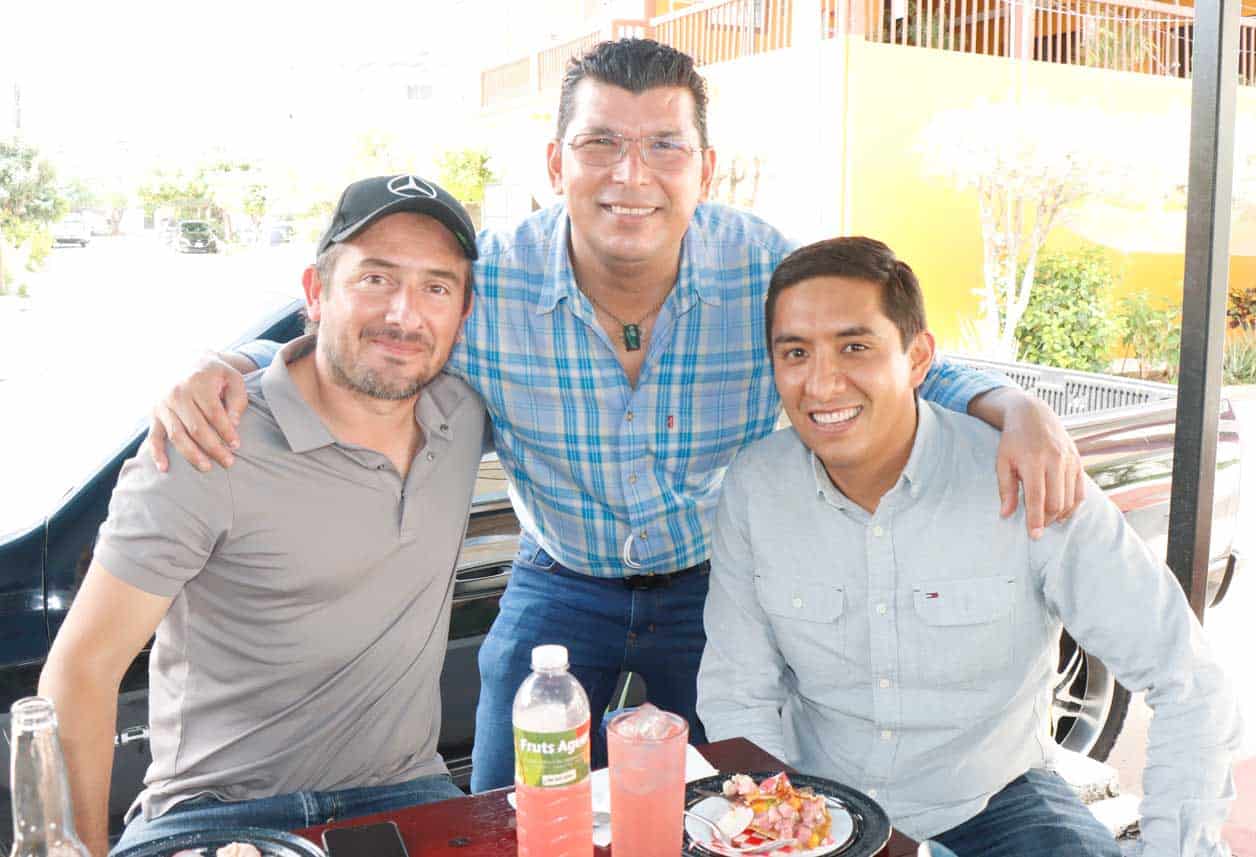 Reybel, Gustavo y Uriel