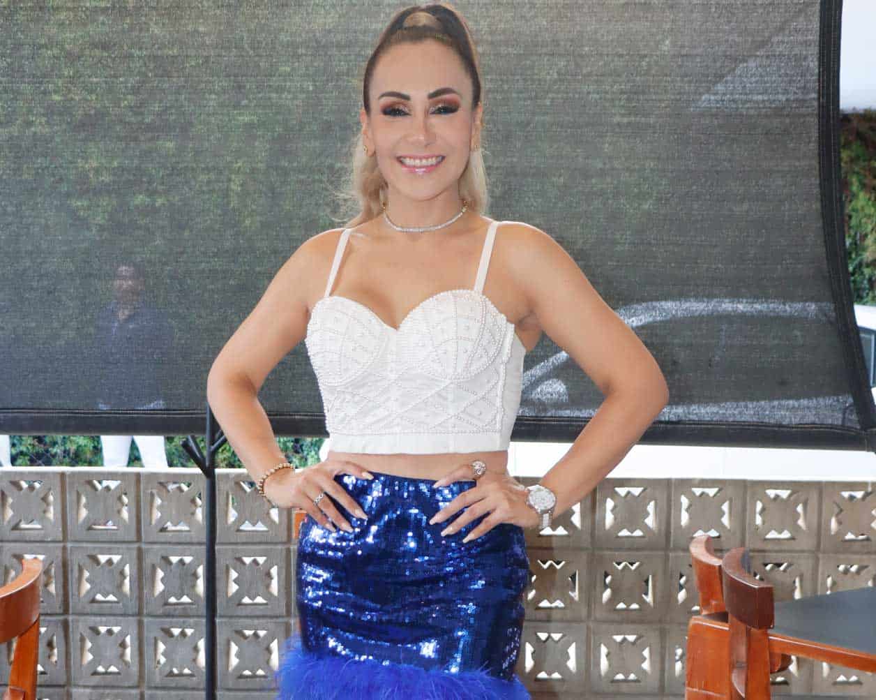 La guapa cumpleañera, Claudia