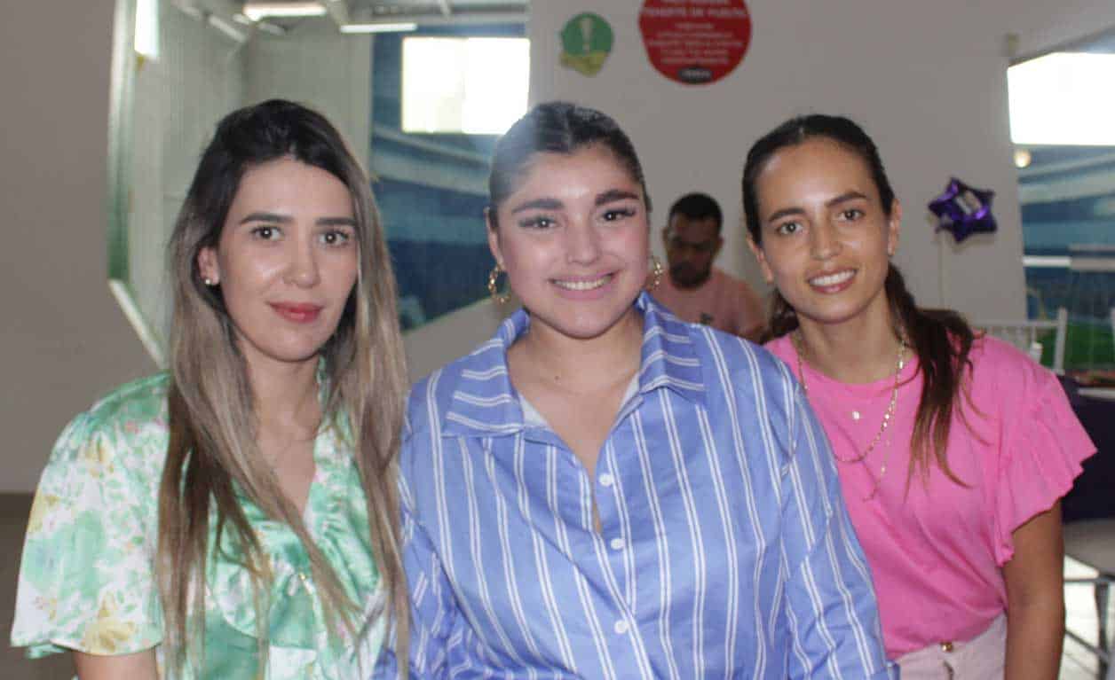 Mayra, Monserrat, y Gina