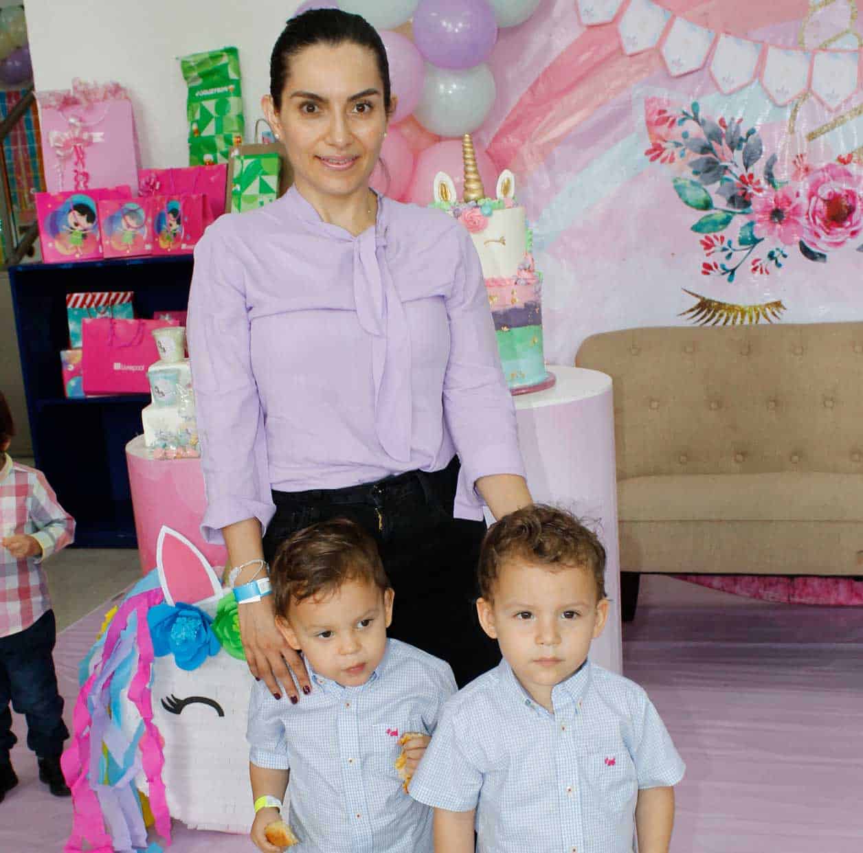 Ana Lilia con Enrique y Marcelo