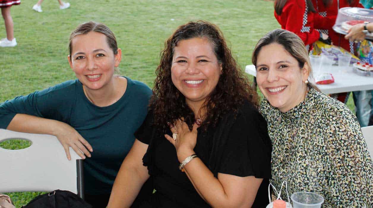 Martha, Cynthia y Cristina