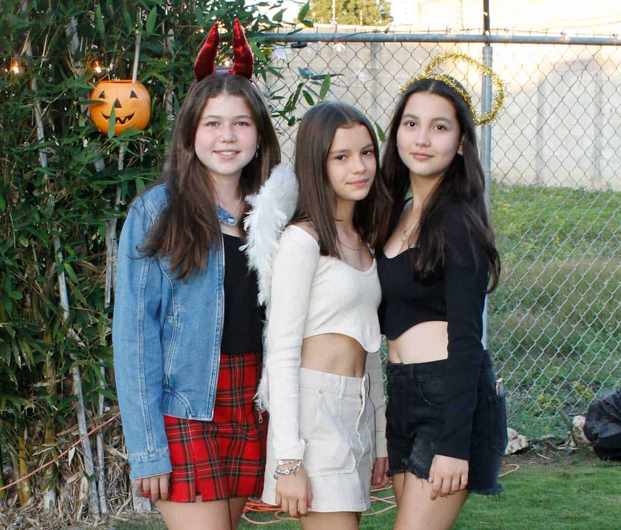 Michelle, Mari´a Alicia y Mari´a Julia