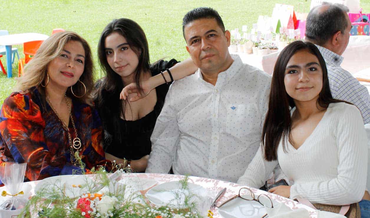 Iliana, Fisna, Rau´l y Montse