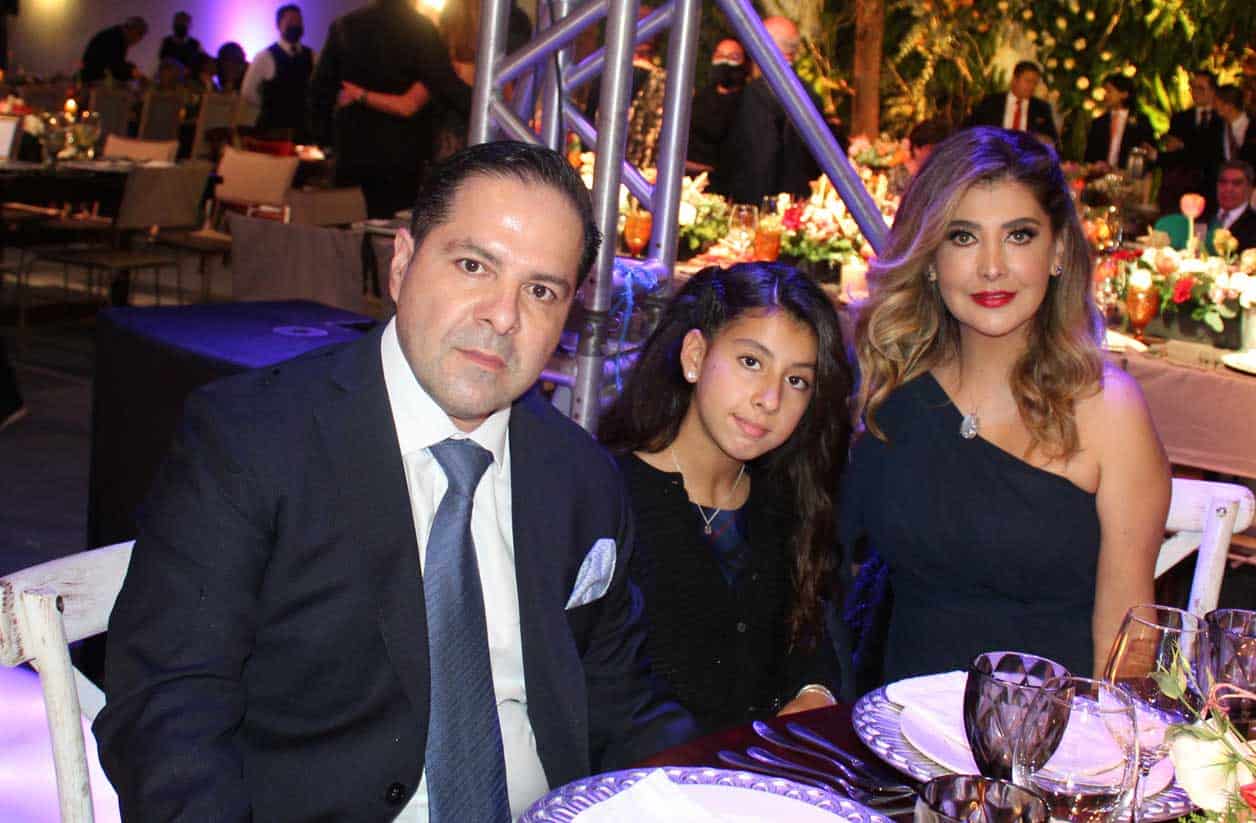 Carlos, Grecia y Paola
