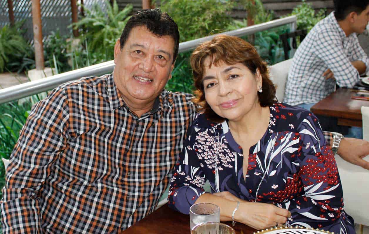 Carlos y Tita