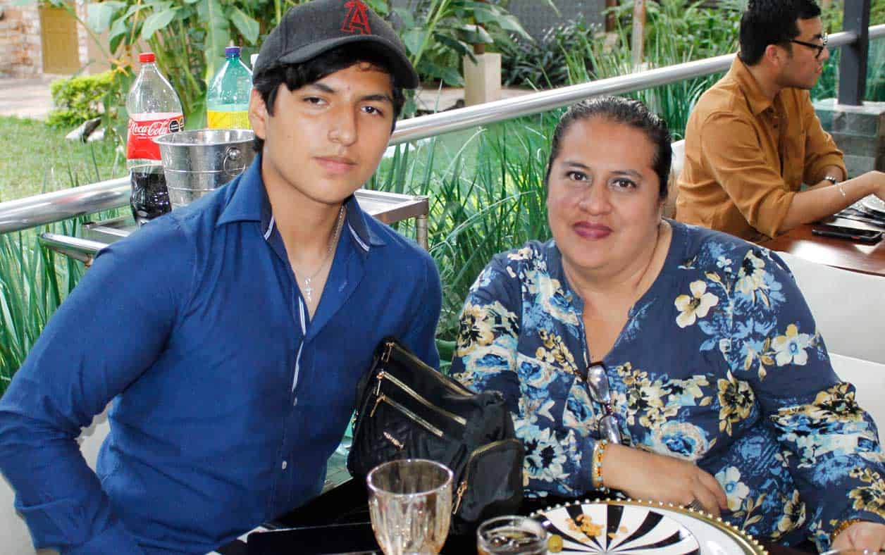 Jose´ Roma´n y Mari´a de Lourdes