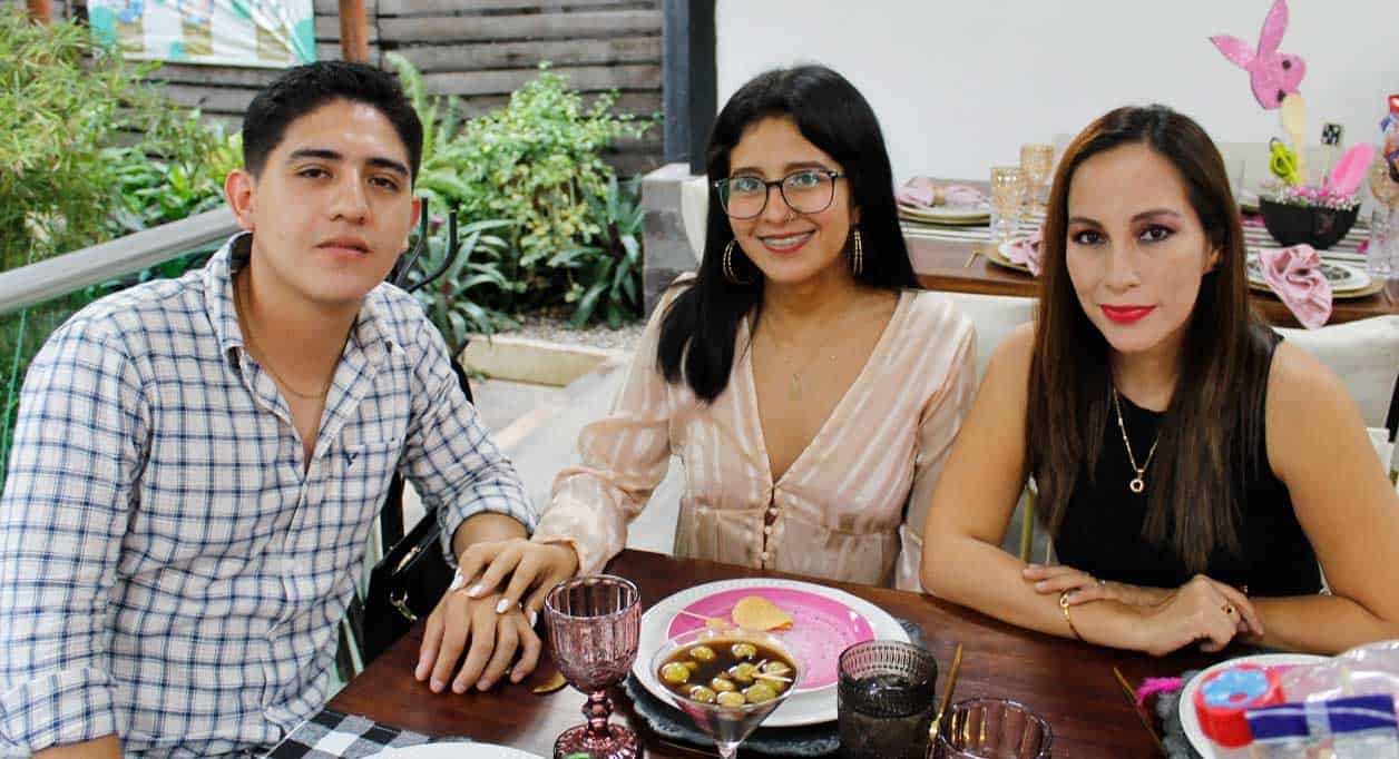 Andre´s, Lila y Claudia