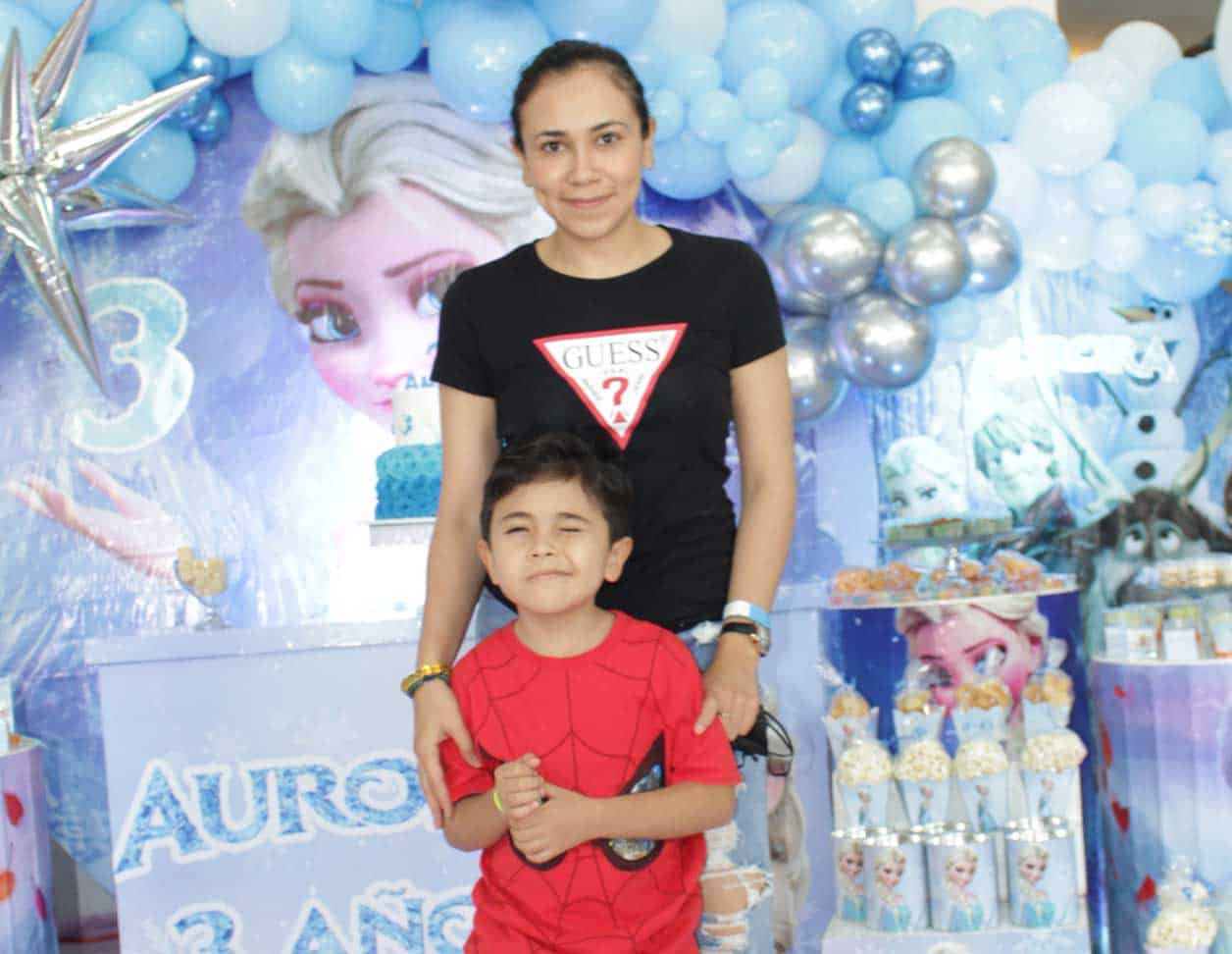 Mateo y Lourdes