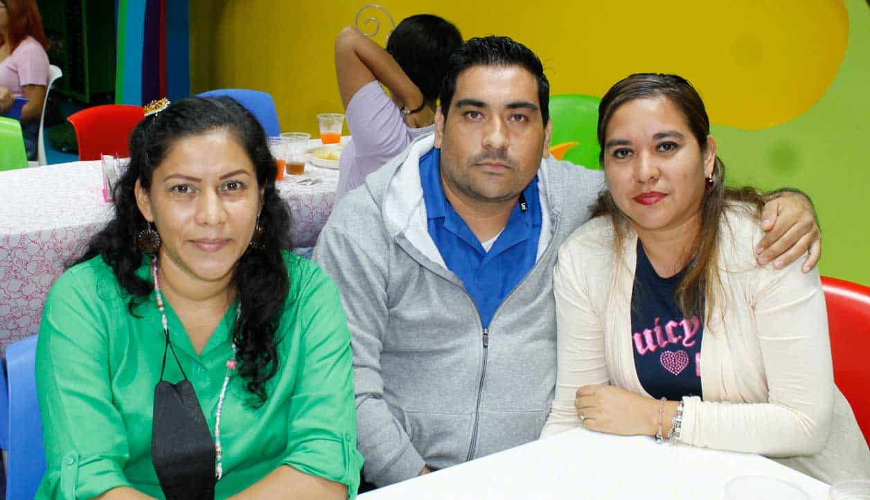 Karla, Oswaldo y Corazo´n
