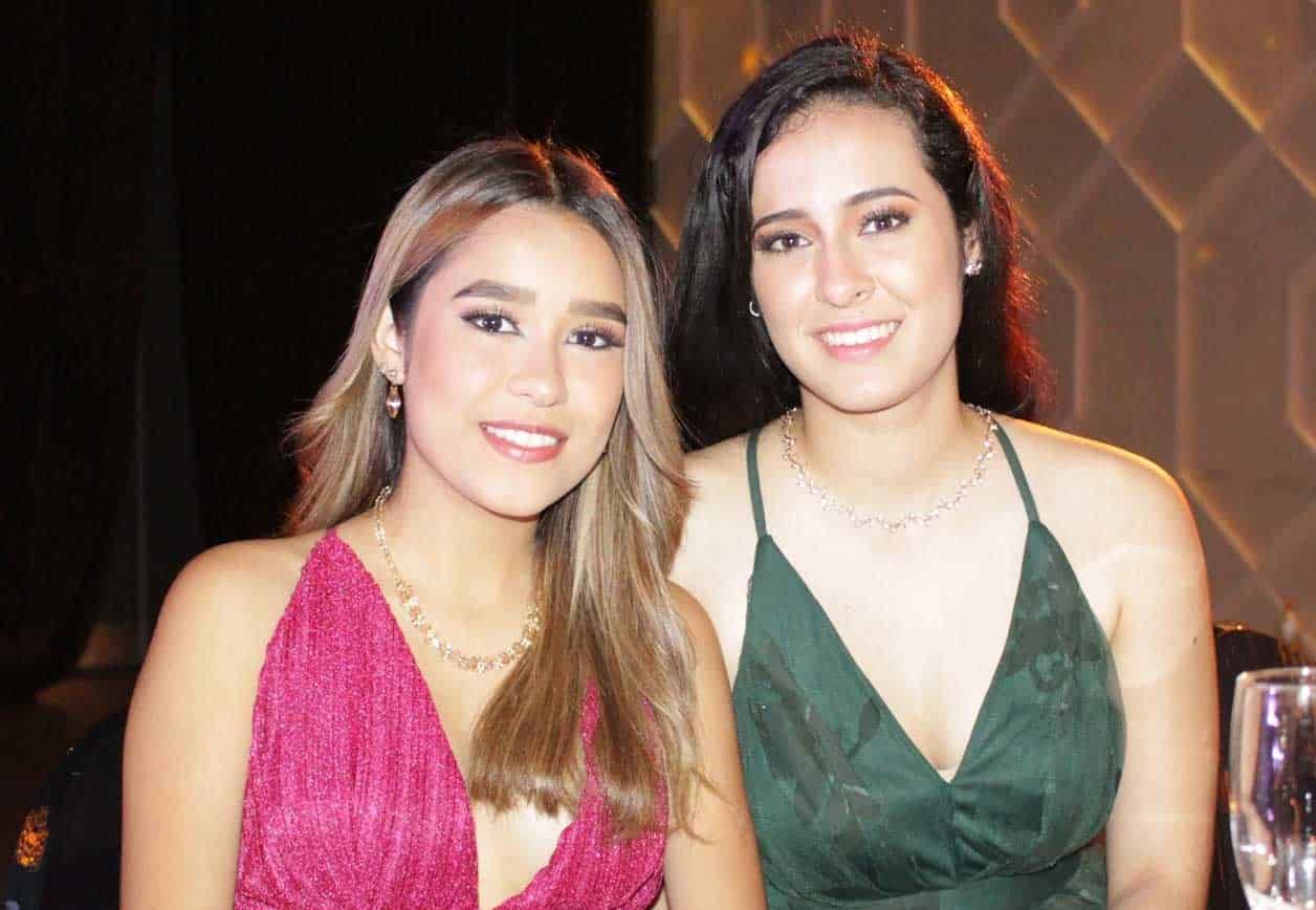Dulce y Aura