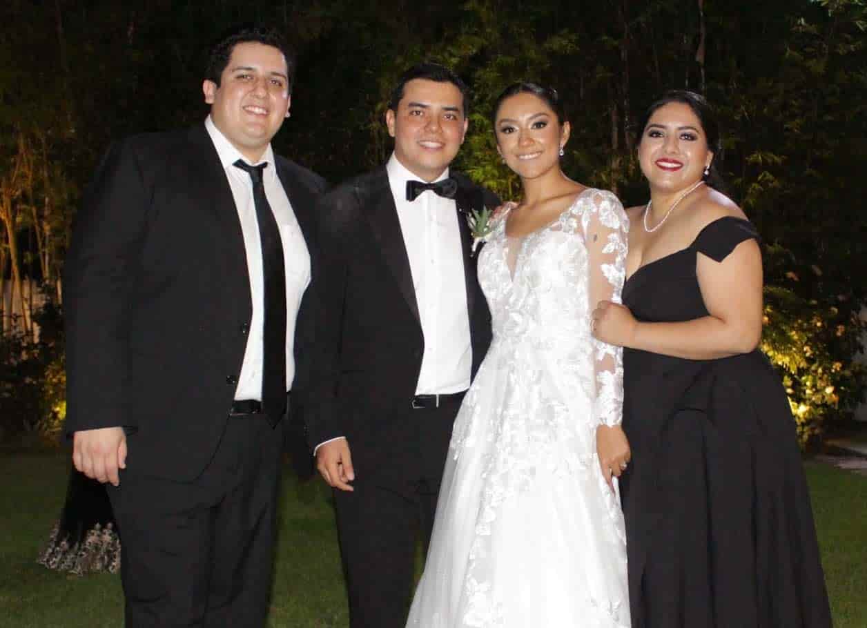 Desearon lo mejor a los recién casados
