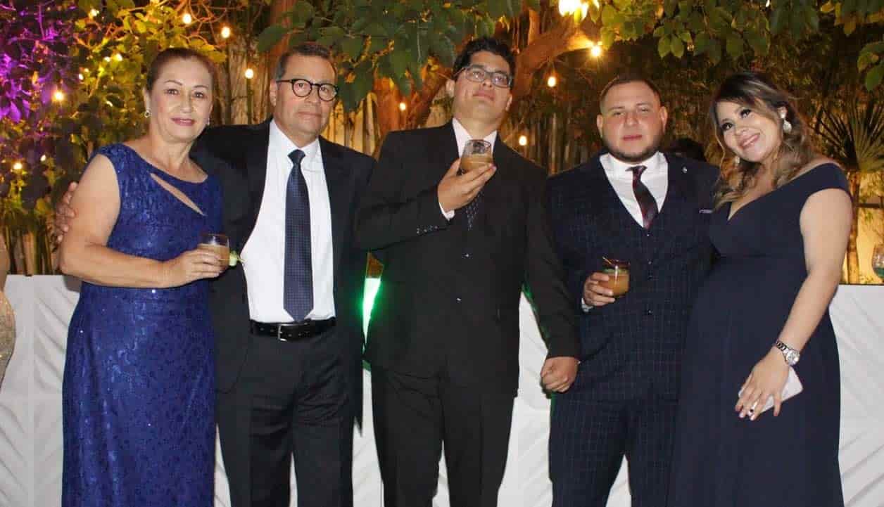 Rocío, Gerardo, Mauricio, Carlos y Aranza
