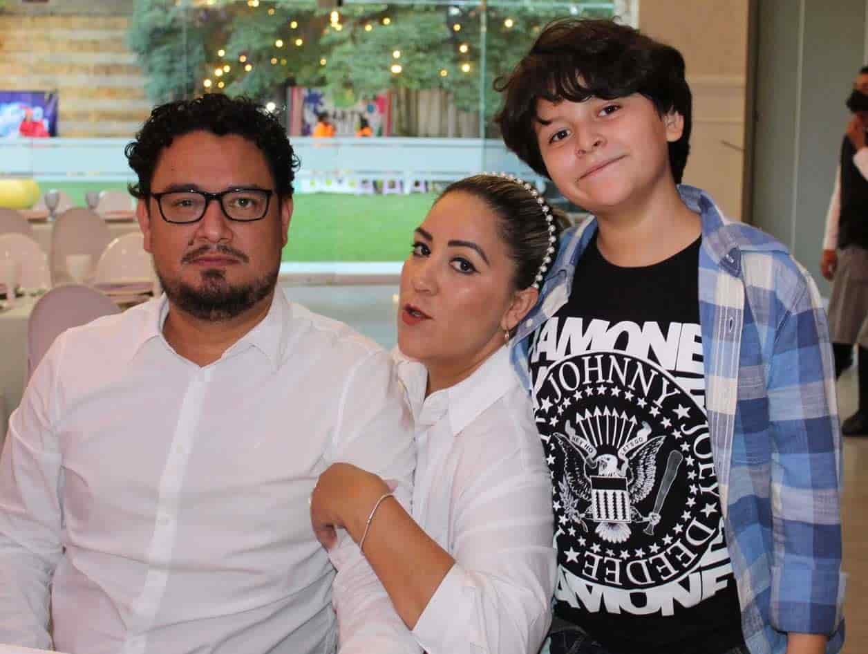 Erwin, Gaby y Santiago