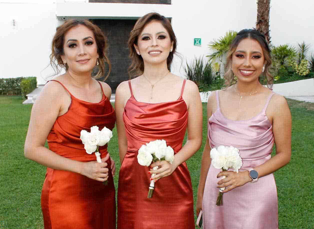 Uri, Daniela y Osiris