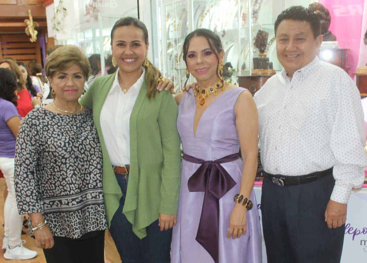 Cristina, Cristina, Lety y Francisco