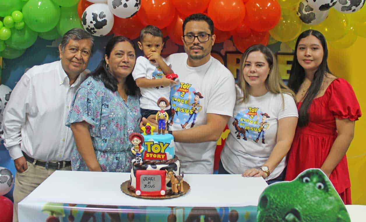 Los papa´s con Eliseo, Mari´a Elena y Dulce