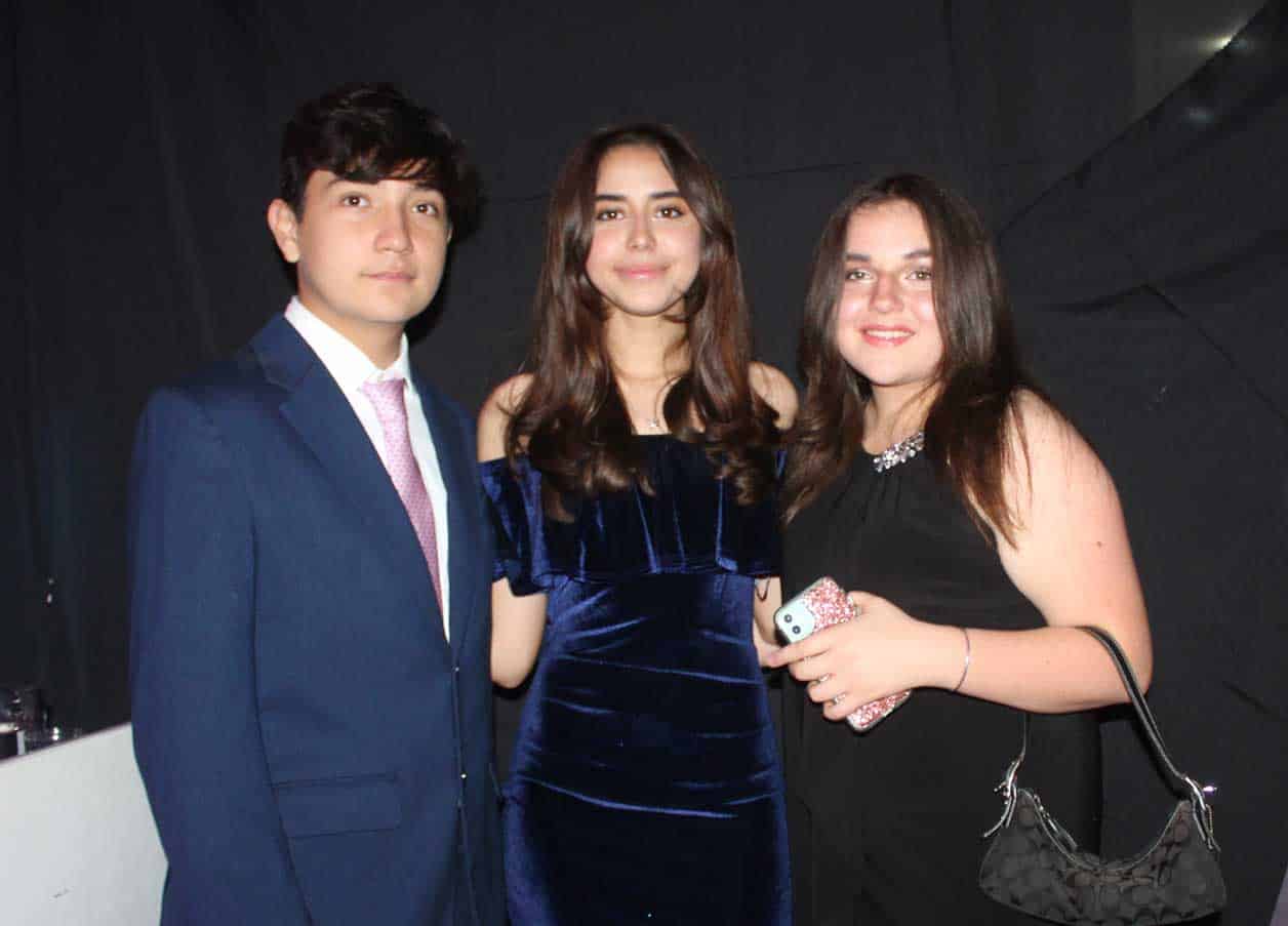 Emiliano, Luz Mari´a y Dayra