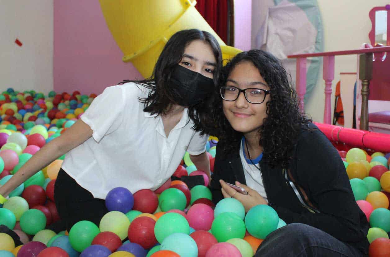 Valentina y Karla Valeria