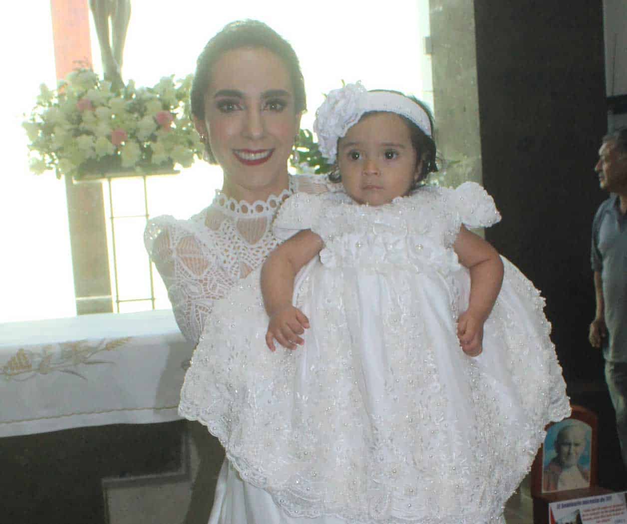 Valentina con Mariana