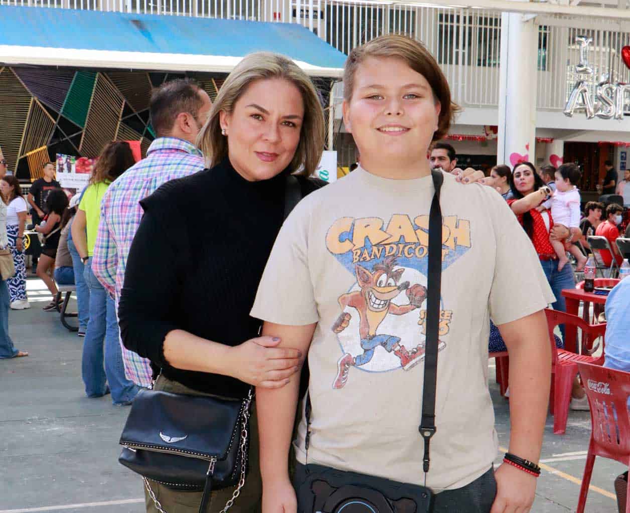 Maricarmen y Ton~ito