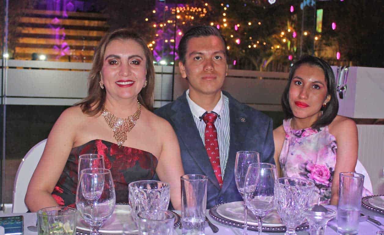 Susana, Jorge y Susana