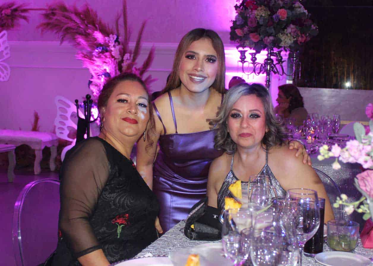 Francisca, Yelitza y Mariana