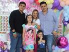 Guillermo, Sofi´a, Vianey, Filiberto y Filiberto