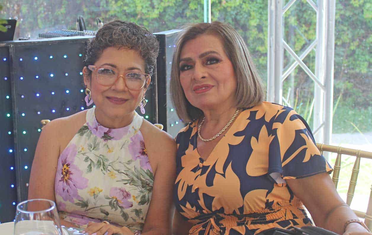 Mari´a de Lourdes y Martha