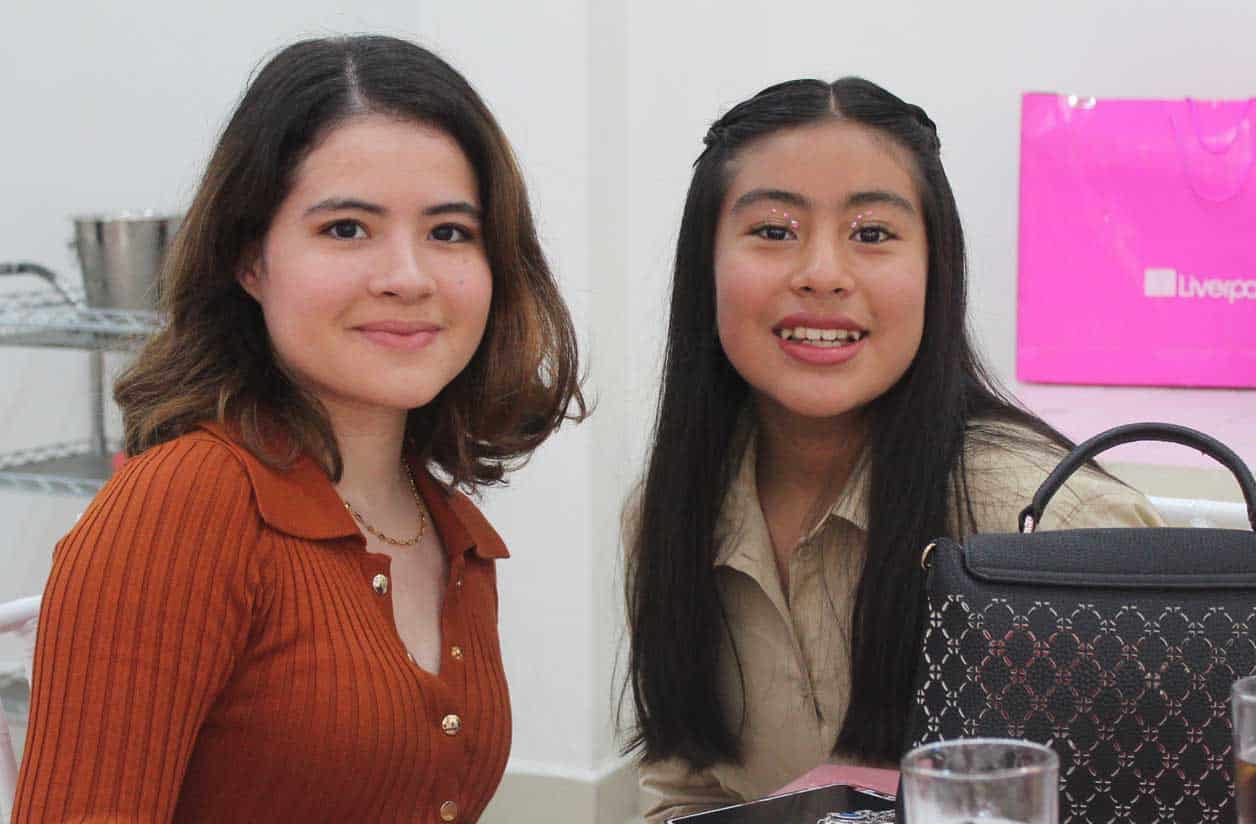 Alejandra y Lucia