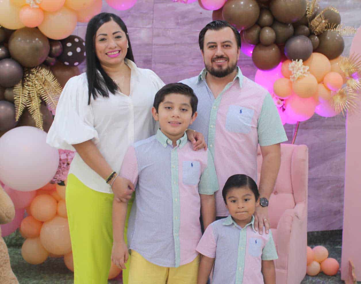 Alejandra, Guillermo, Memo y Max