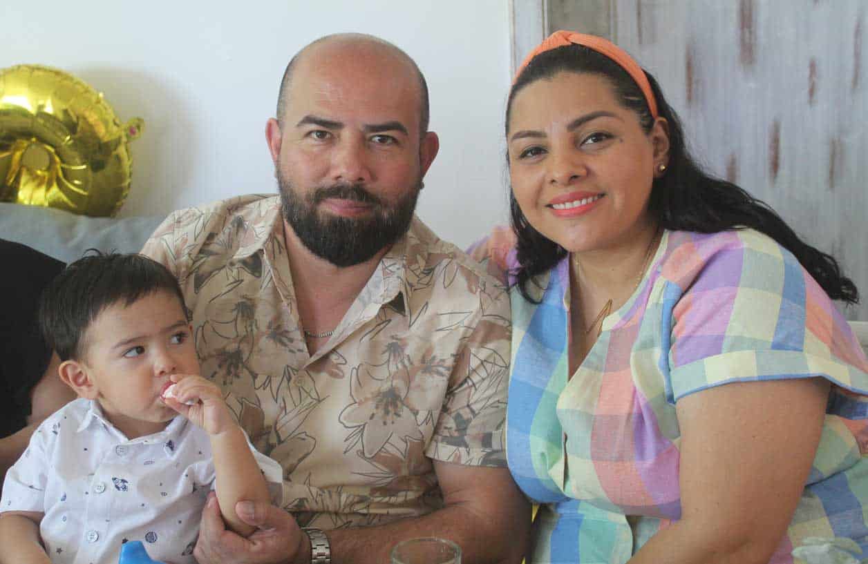 Jose´ Emiliano, Jose´ Carlos y Martha