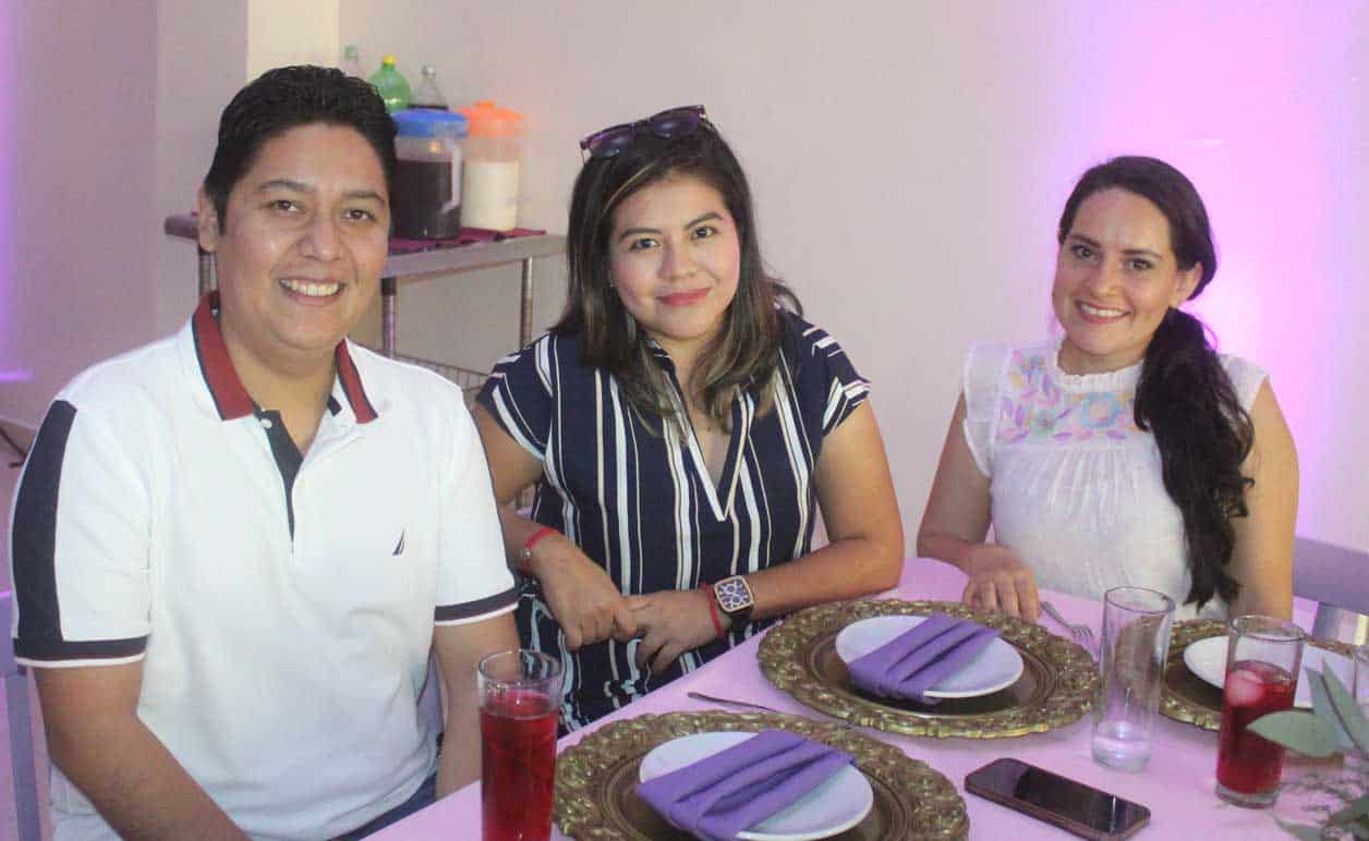 E´dgar, Nayeli y Tania