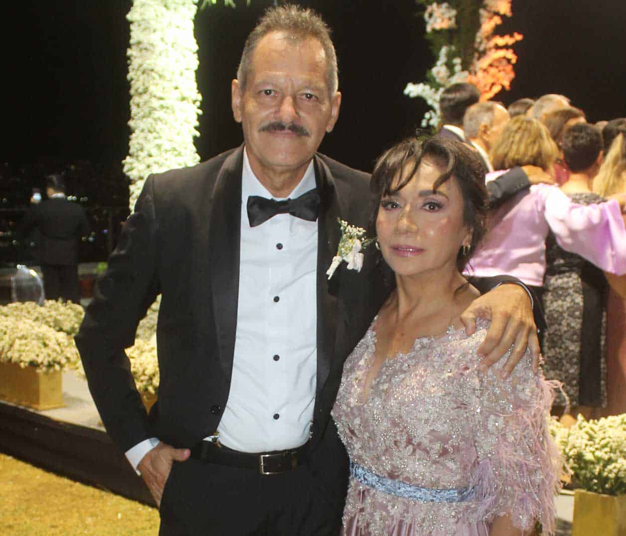 Sergio y Adriana, padres de la novia