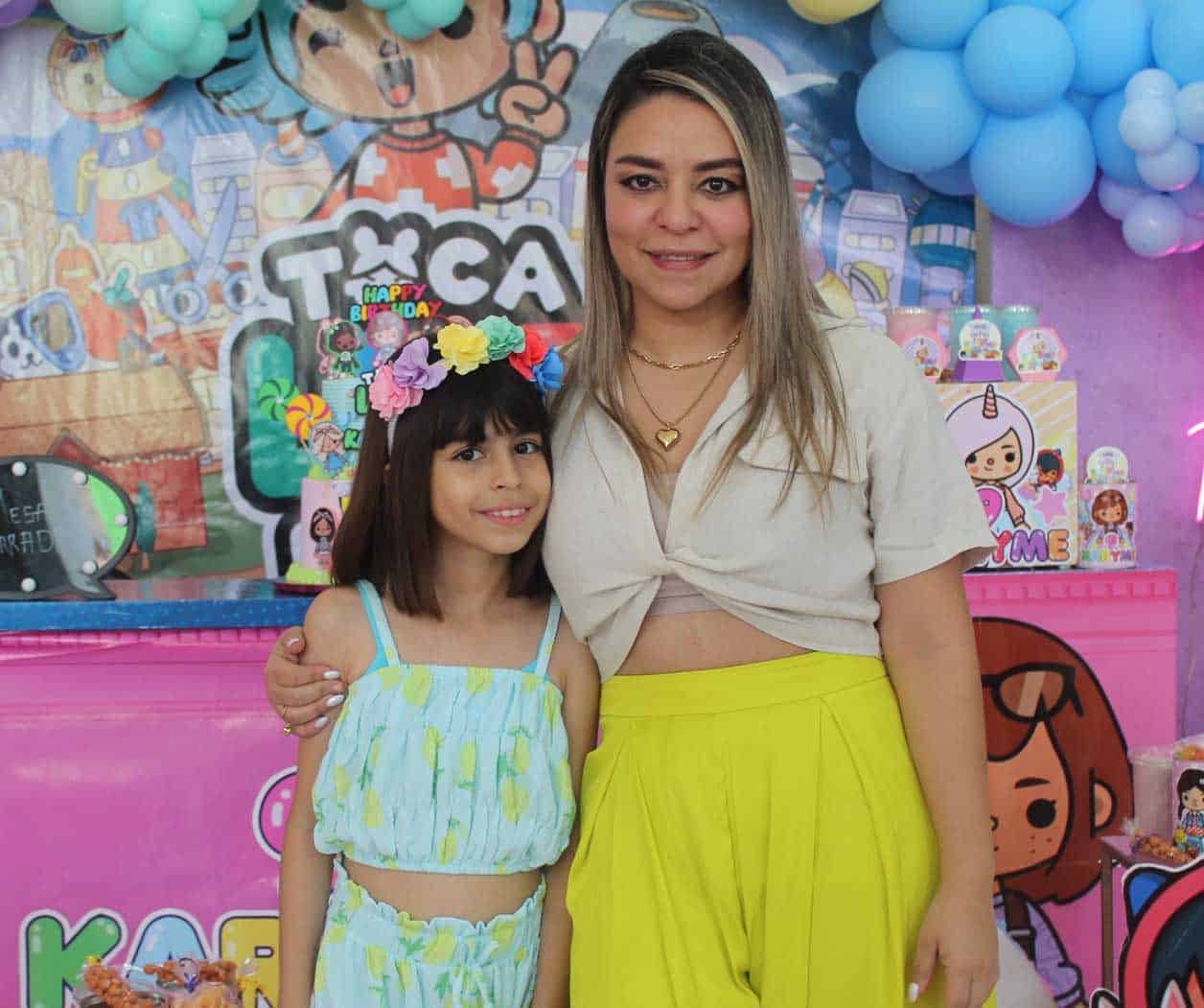 Karyme con su mami
