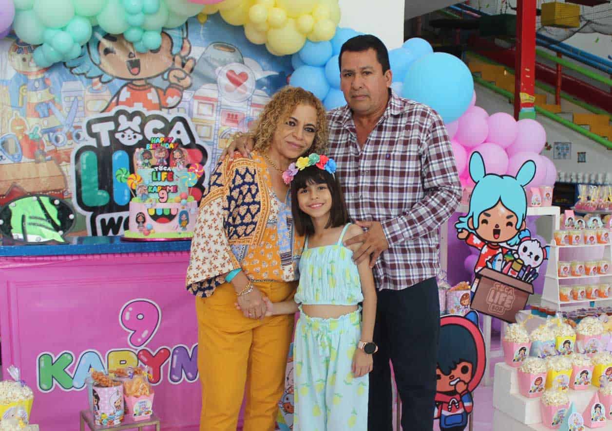 Maricela, Karyme y Óscar