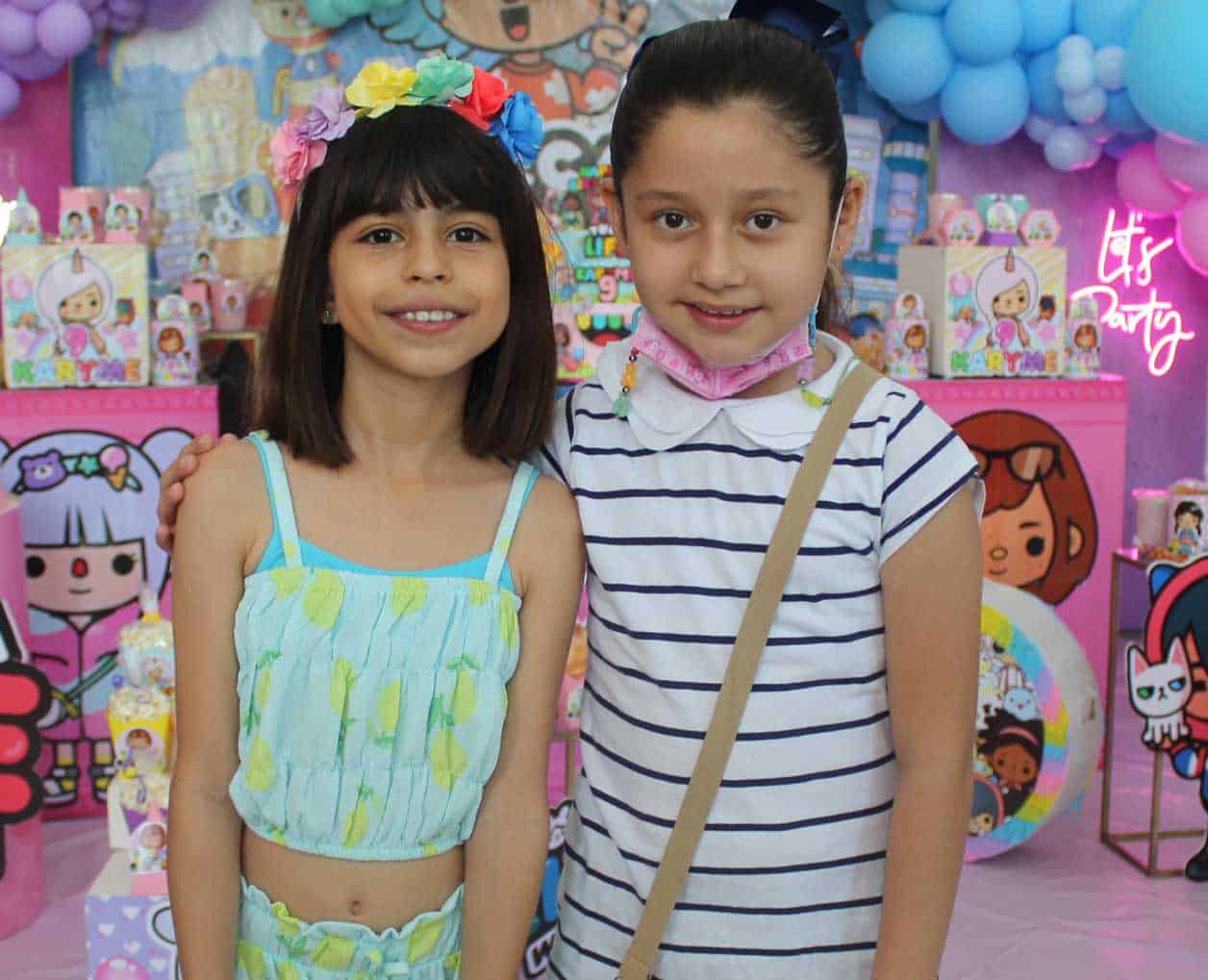 Karyme y Mari´a Esther