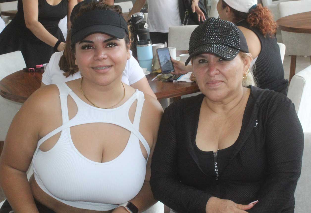 Amanda y Blanca Edith