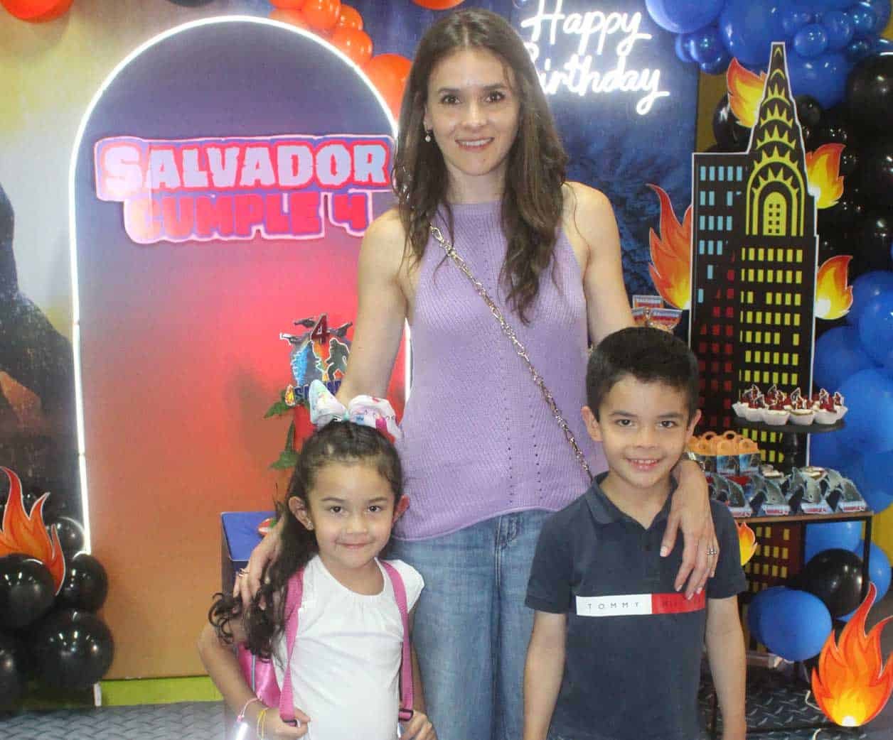 Georgina con Santiago e Inés