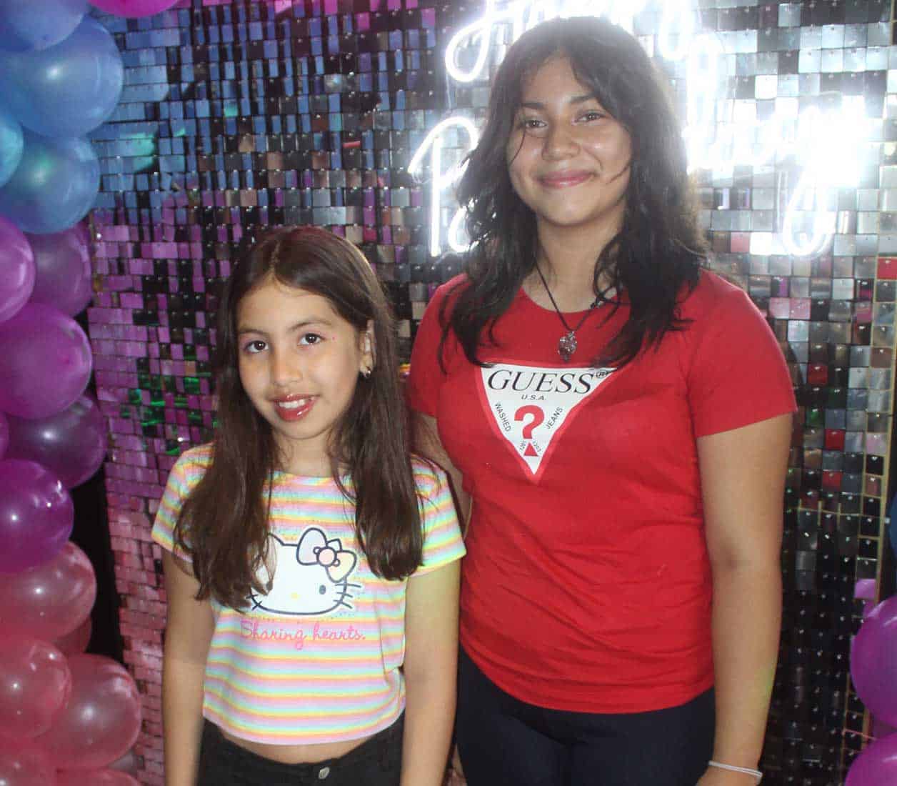 Ana Jose´ y Alejandra