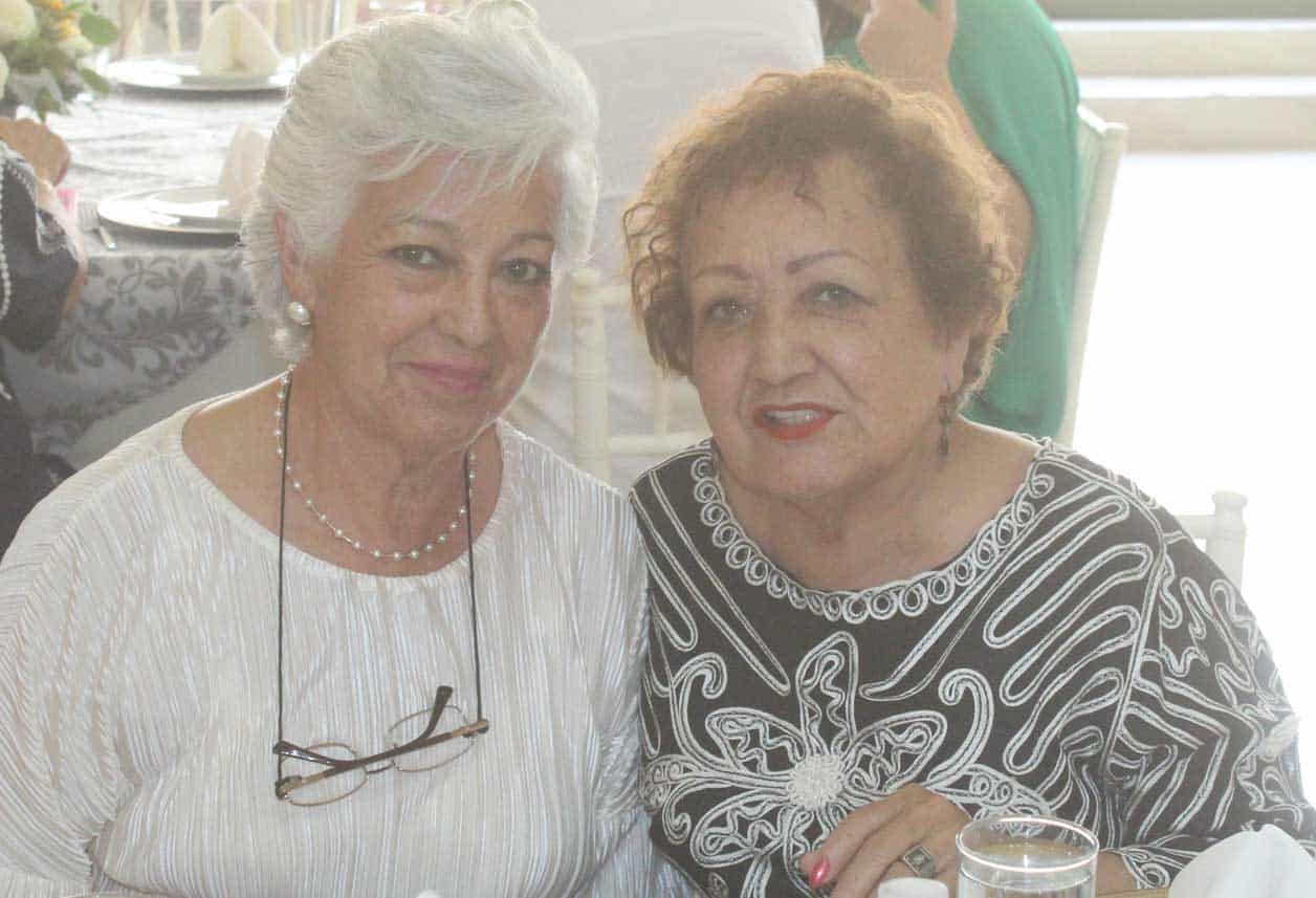 Guadalupe y Martha Leticia