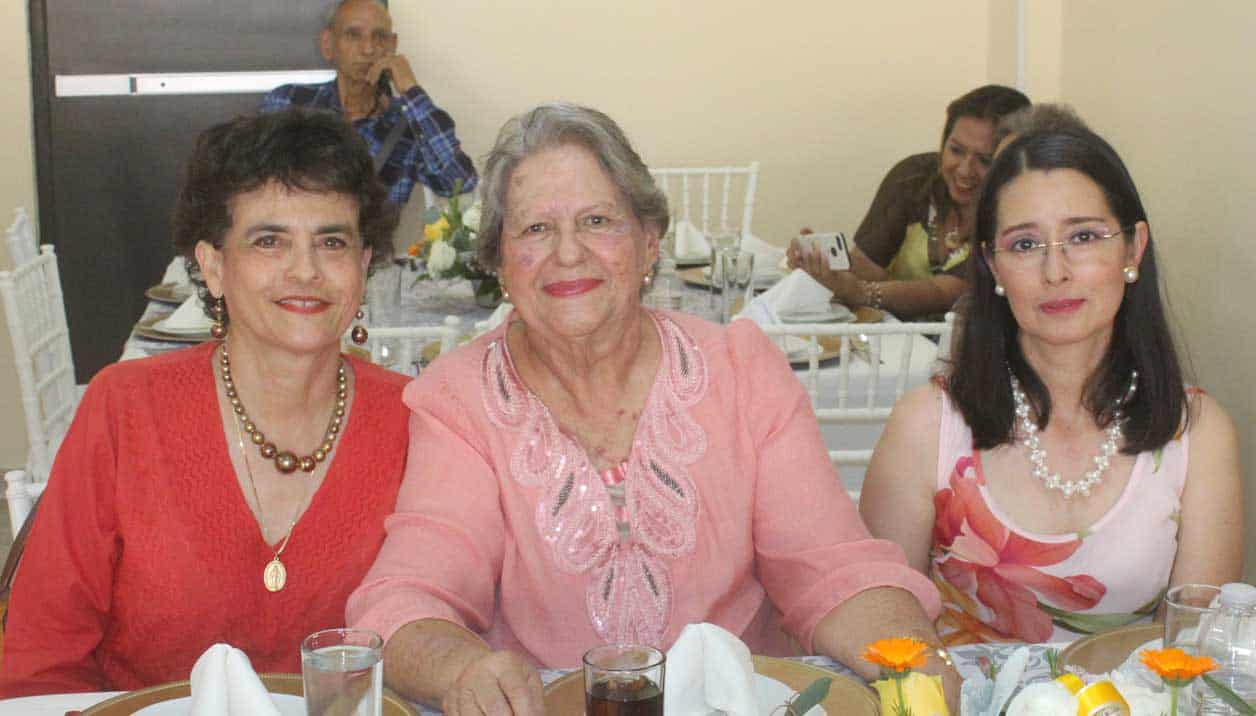 Elvira, Alba y Margarita