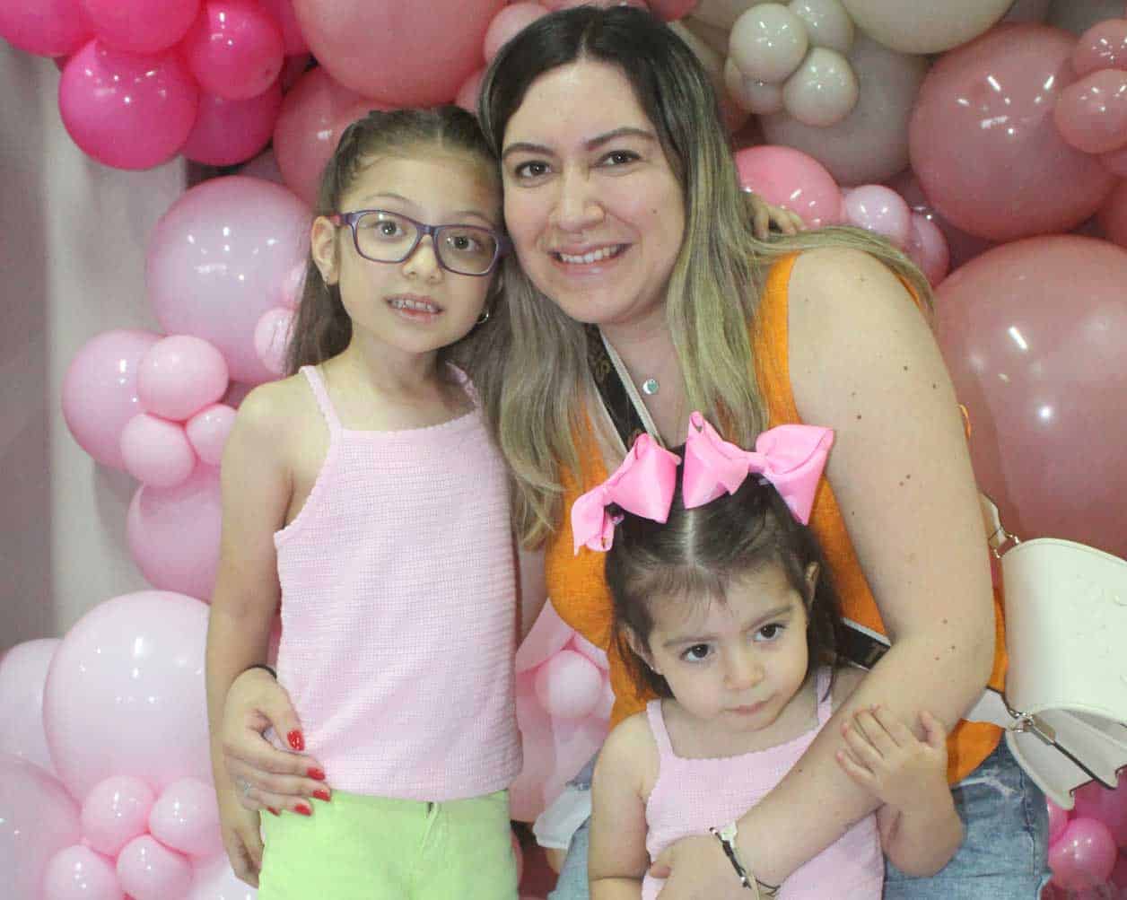 Andrea con Julia y Paulina