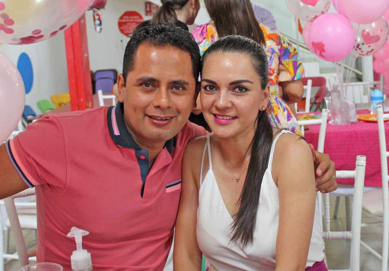 Vi´ctor y Paola
